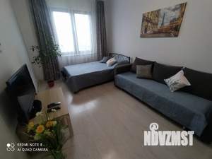 1-к квартира, посуточно, 37м2, 4/25 этаж