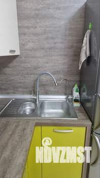 1-к квартира, посуточно, 42м2, 13/18 этаж