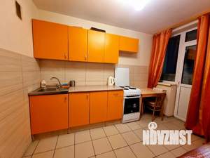 2-к квартира, посуточно, 38м2, 7/16 этаж