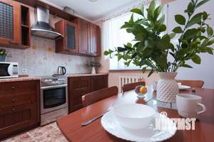 2-к квартира, посуточно, 65м2, 13/16 этаж