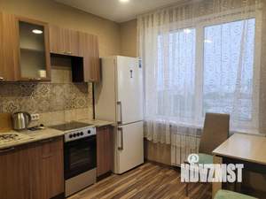 1-к квартира, посуточно, 36м2, 1/1 этаж