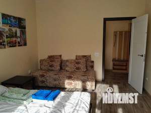 1-к квартира, посуточно, 37м2, 1/1 этаж