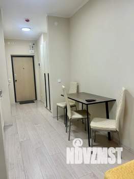 1-к квартира, посуточно, 40м2, 22/25 этаж