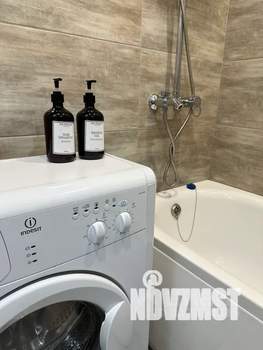 Студия квартира, посуточно, 25м2, 1/25 этаж