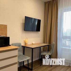 1-к квартира, посуточно, 37м2, 12/30 этаж