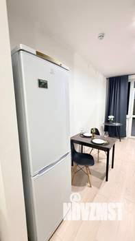 Студия квартира, посуточно, 36м2, 12/25 этаж