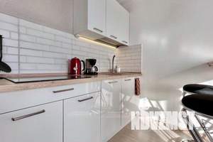 2-к квартира, посуточно, 46м2, 24/25 этаж