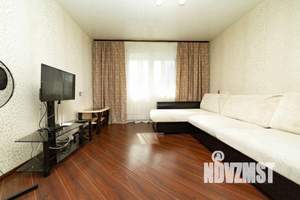 1-к квартира, посуточно, 42м2, 1/1 этаж