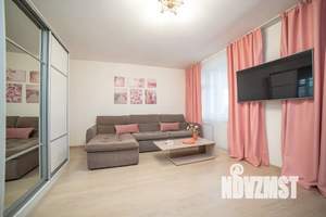 2-к квартира, посуточно, 67м2, 4/10 этаж