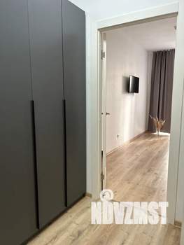 Студия квартира, посуточно, 28м2, 11/18 этаж