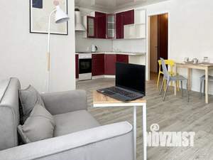 Студия квартира, посуточно, 38м2, 1/6 этаж