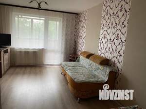 1-к квартира, посуточно, 34м2, 3/9 этаж