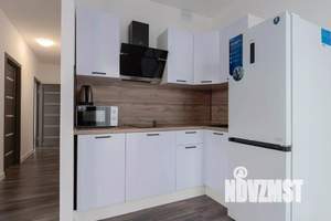 3-к квартира, посуточно, 100м2, 1/1 этаж