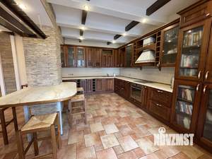 3-к квартира, на длительный срок, 210м2, 7/17 этаж