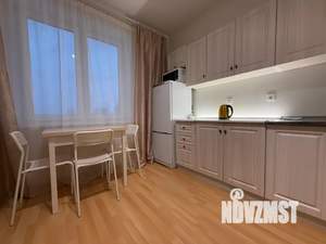 1-к квартира, посуточно, 42м2, 16/23 этаж