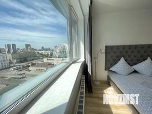 Студия квартира, посуточно, 28м2, 12/16 этаж