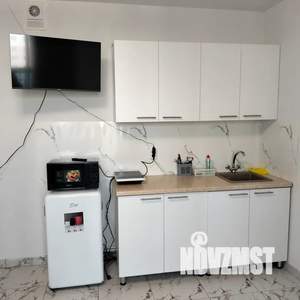 Студия квартира, посуточно, 28м2, 8/10 этаж