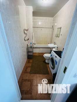 Студия квартира, посуточно, 40м2, 5/25 этаж