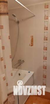 1-к квартира, посуточно, 38м2, 3/5 этаж