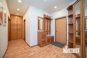 2-к квартира, посуточно, 65м2, 1/1 этаж