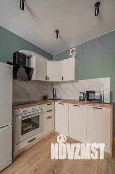 2-к квартира, посуточно, 42м2, 7/25 этаж