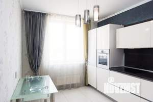 2-к квартира, посуточно, 60м2, 1/1 этаж