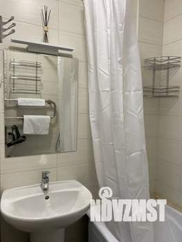 1-к квартира, посуточно, 40м2, 5/5 этаж