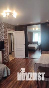 1-к квартира, посуточно, 35м2, 7/9 этаж