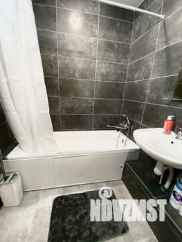 1-к квартира, посуточно, 39м2, 24/26 этаж