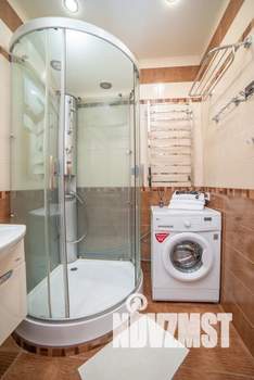 1-к квартира, посуточно, 65м2, 1/1 этаж