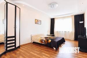 2-к квартира, посуточно, 80м2, 1/1 этаж