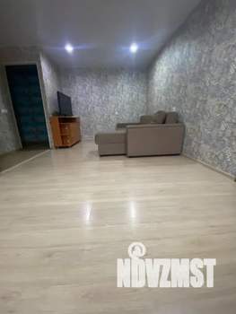 2-к квартира, посуточно, 42м2, 2/5 этаж