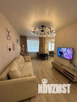 3-к квартира, посуточно, 55м2, 1/5 этаж