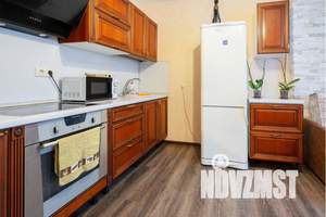 3-к квартира, посуточно, 65м2, 2/16 этаж