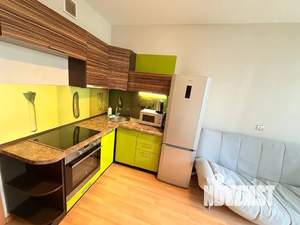 1-к квартира, посуточно, 42м2, 1/20 этаж