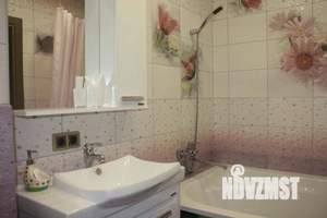 2-к квартира, посуточно, 75м2, 1/1 этаж