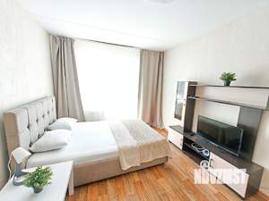 1-к квартира, посуточно, 40м2, 1/1 этаж