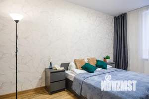 1-к квартира, посуточно, 38м2, 4/25 этаж