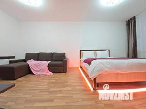 1-к квартира, посуточно, 42м2, 1/1 этаж