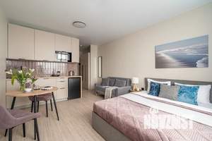 Студия квартира, посуточно, 30м2, 23/28 этаж