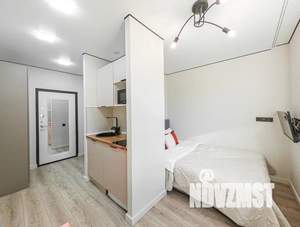 Студия квартира, посуточно, 13м2, 1/25 этаж