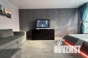 1-к квартира, посуточно, 35м2, 16/35 этаж