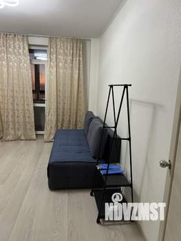 Студия квартира, посуточно, 35м2, 18/25 этаж