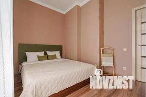 1-к квартира, посуточно, 37м2, 4/10 этаж