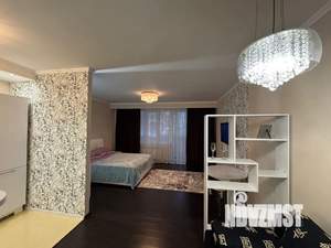 Студия квартира, посуточно, 45м2, 1/10 этаж