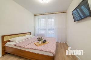 2-к квартира, посуточно, 60м2, 7/25 этаж