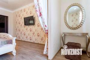 1-к квартира, посуточно, 55м2, 1/1 этаж