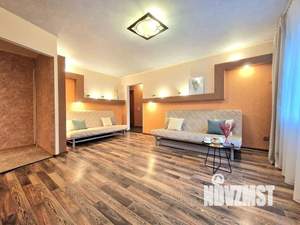 3-к квартира, посуточно, 60м2, 2/9 этаж