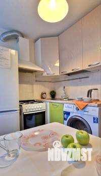 2-к квартира, посуточно, 50м2, 1/1 этаж