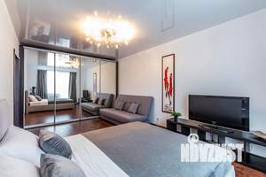 2-к квартира, посуточно, 45м2, 8/23 этаж